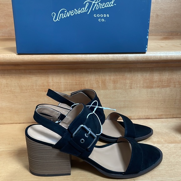 Black Faux Suede Block Heel Sandals - Picture 3 of 8